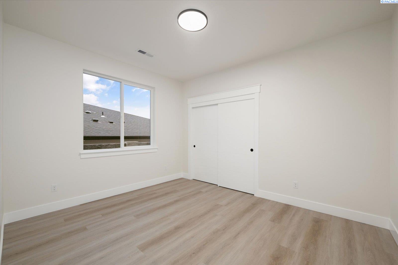 2329 Waterhill