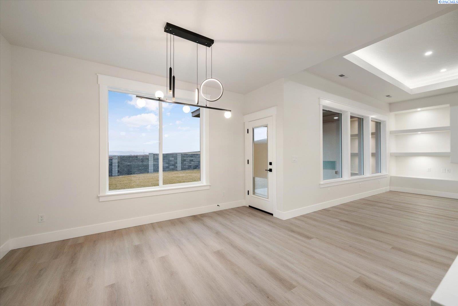 2329 Waterhill