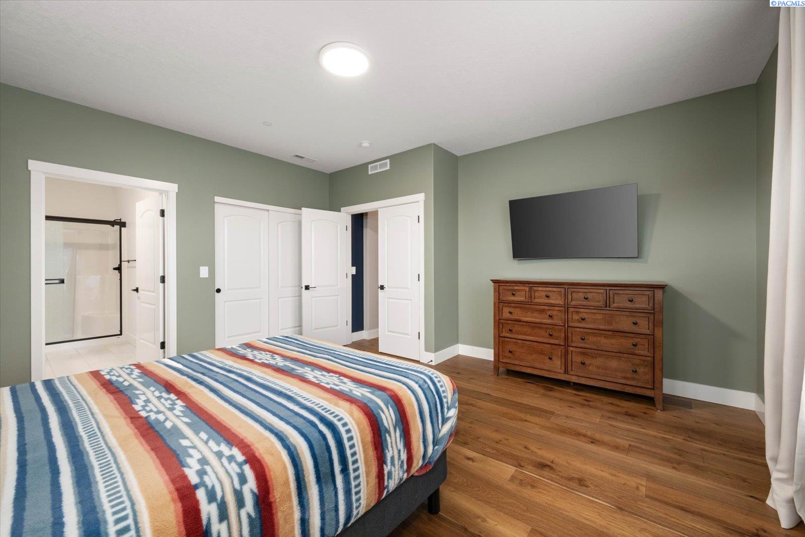 4259 Potlatch