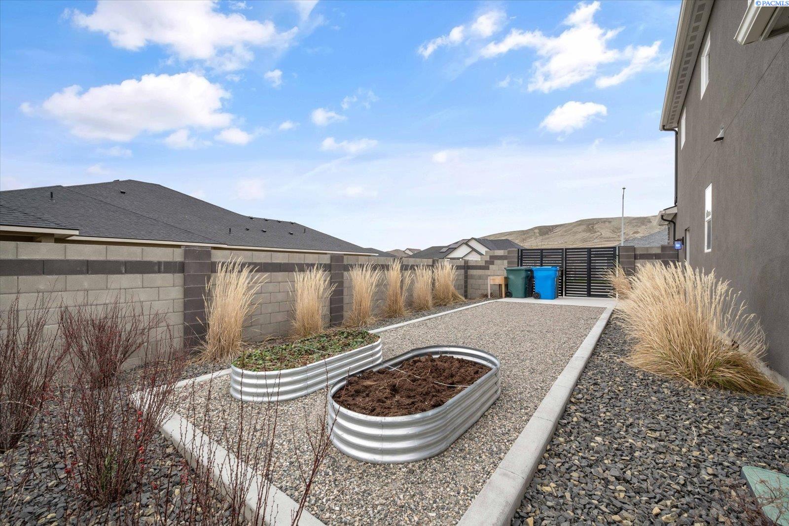 4259 Potlatch