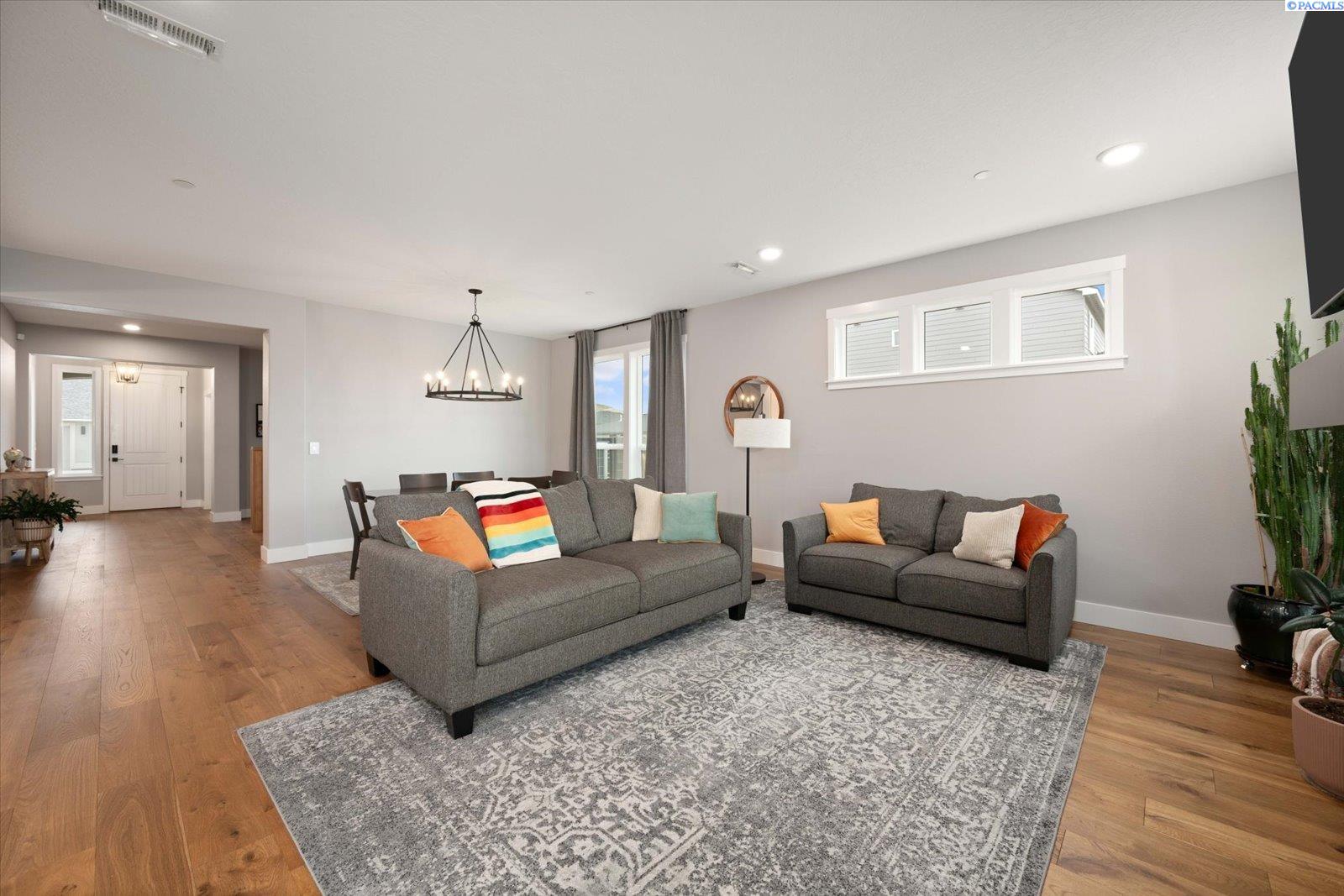 4259 Potlatch
