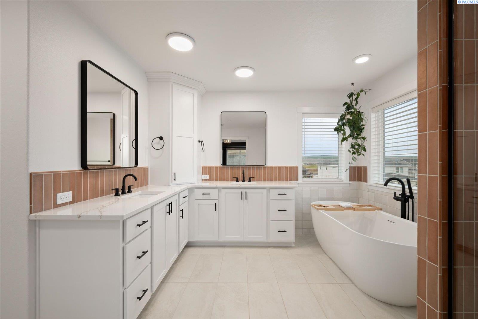 4259 Potlatch