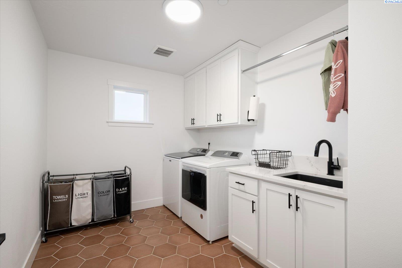 4259 Potlatch