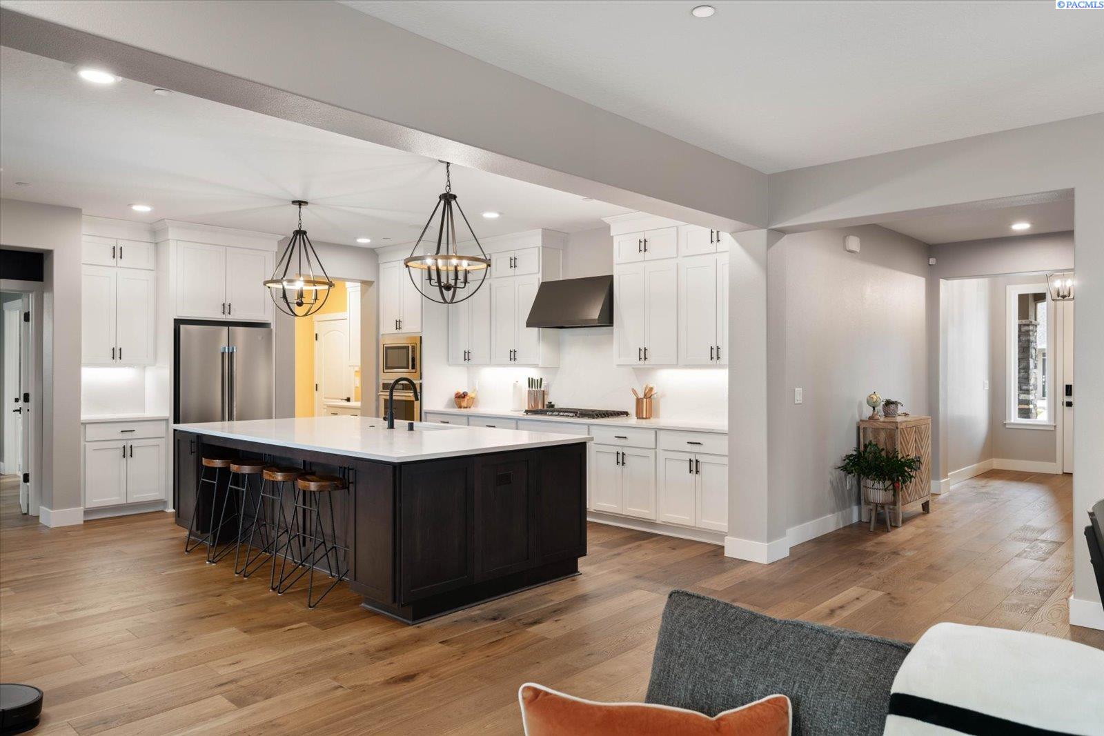 4259 Potlatch