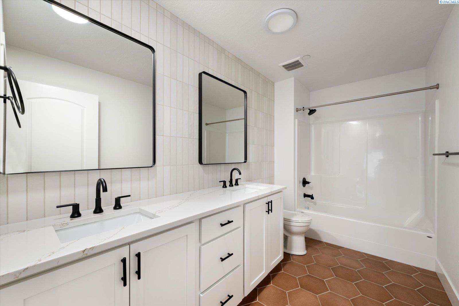 4259 Potlatch