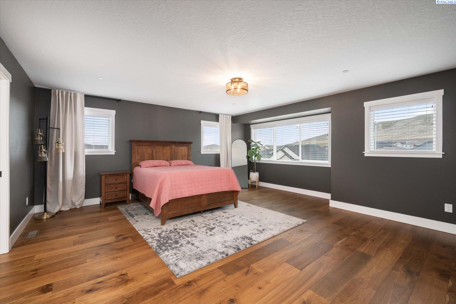4259 Potlatch