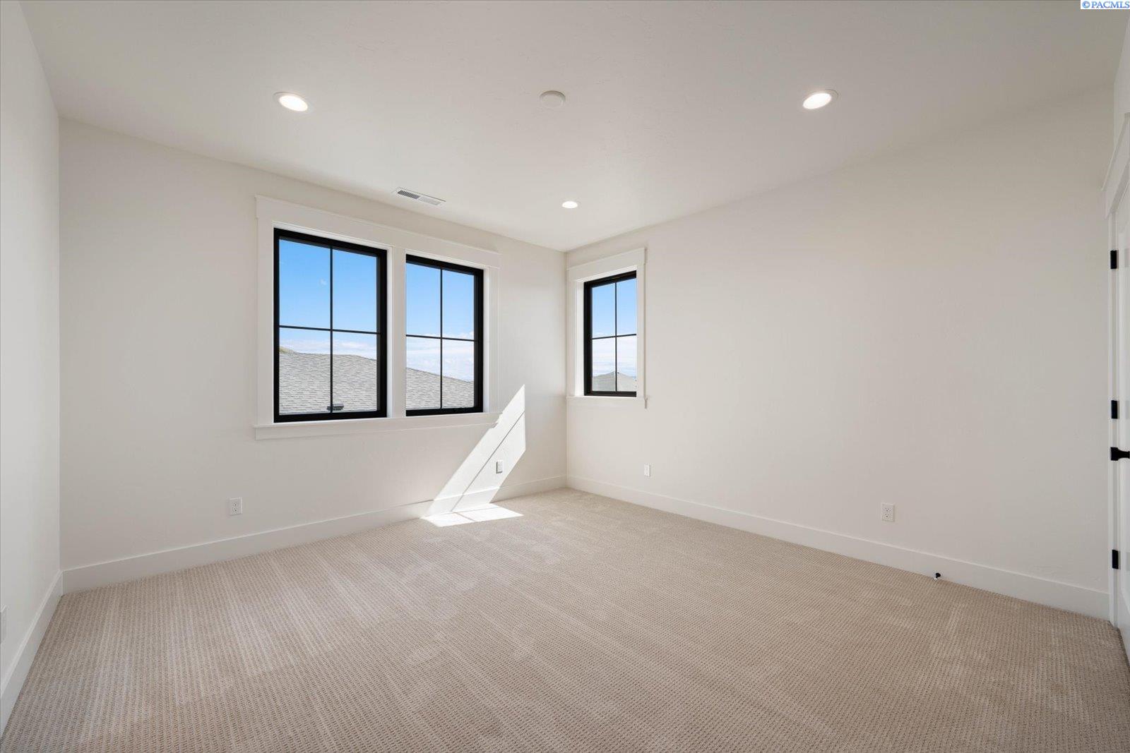 636 Lazio Way