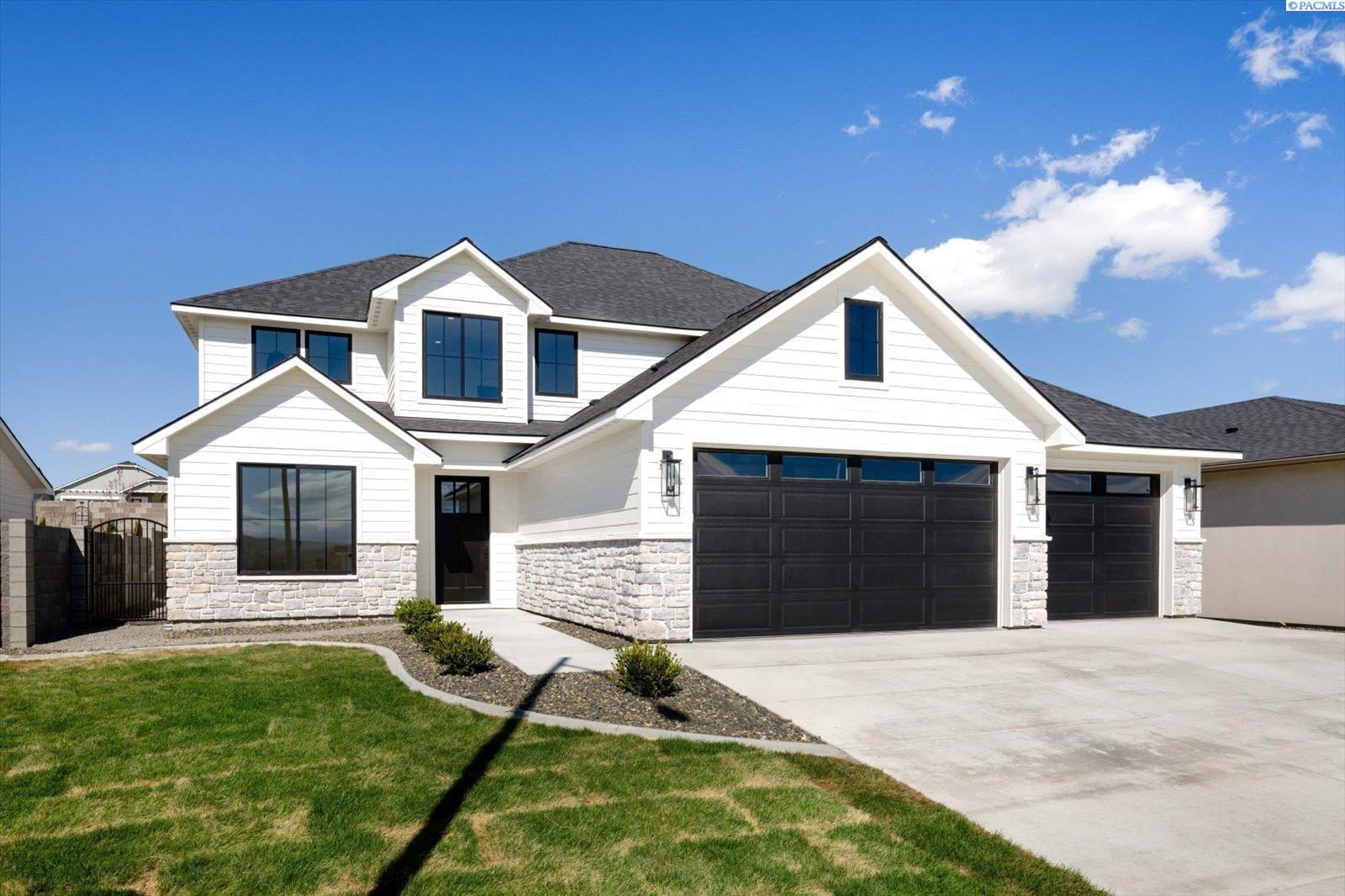 636 Lazio Way