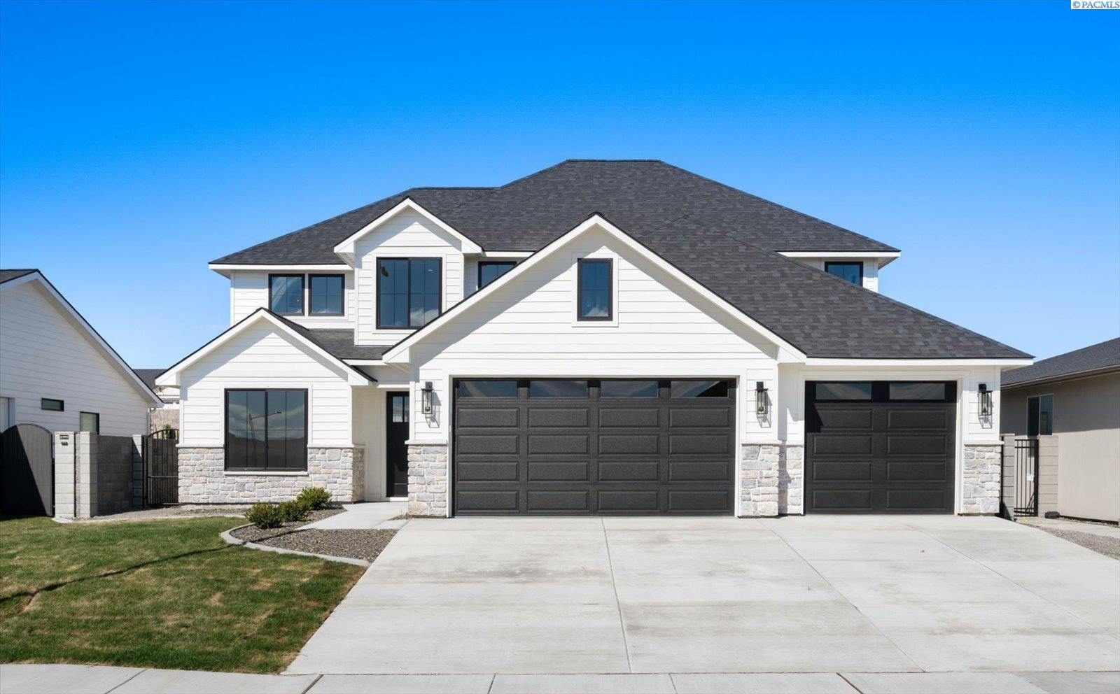 636 Lazio Way