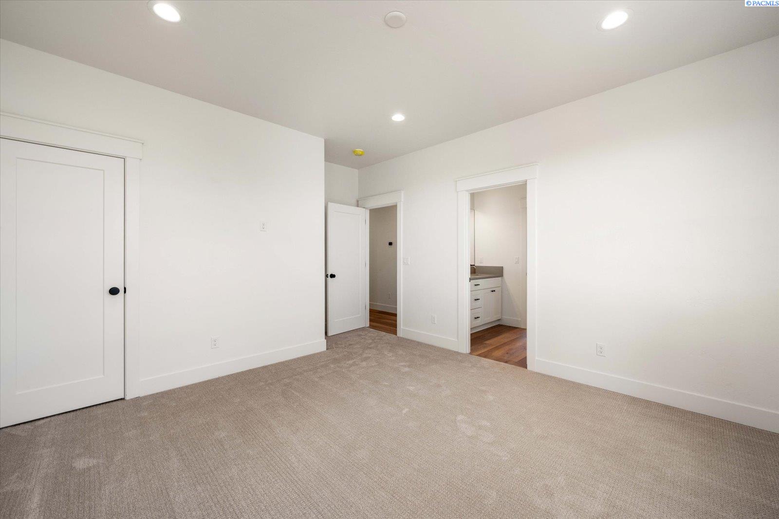 636 Lazio Way