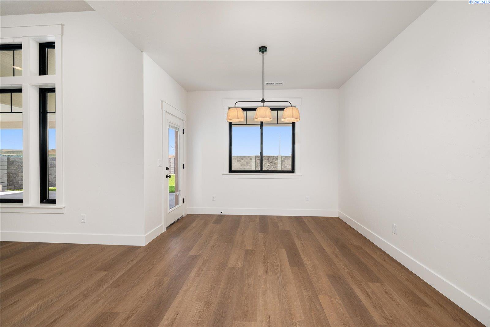 2377 Waterhill