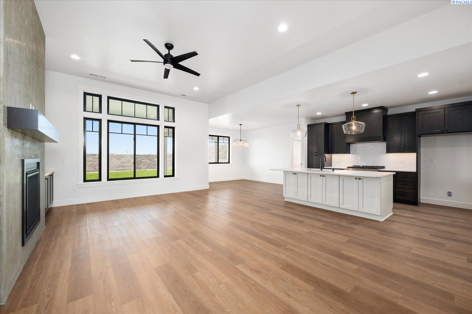 2377 Waterhill