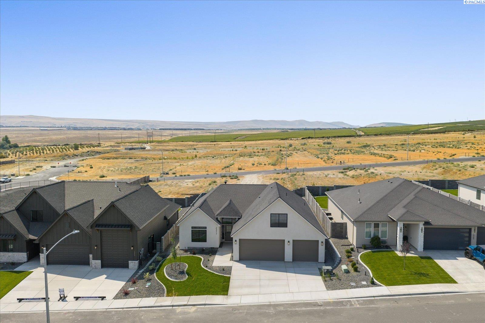 2377 Waterhill