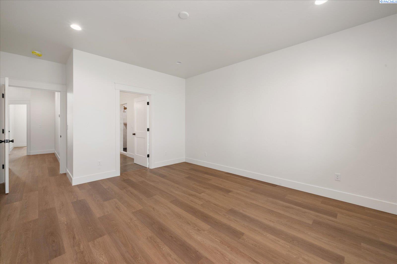 2377 Waterhill