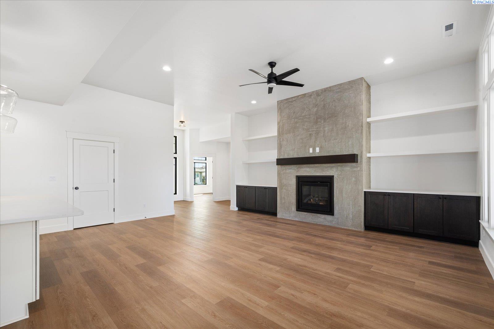 2377 Waterhill