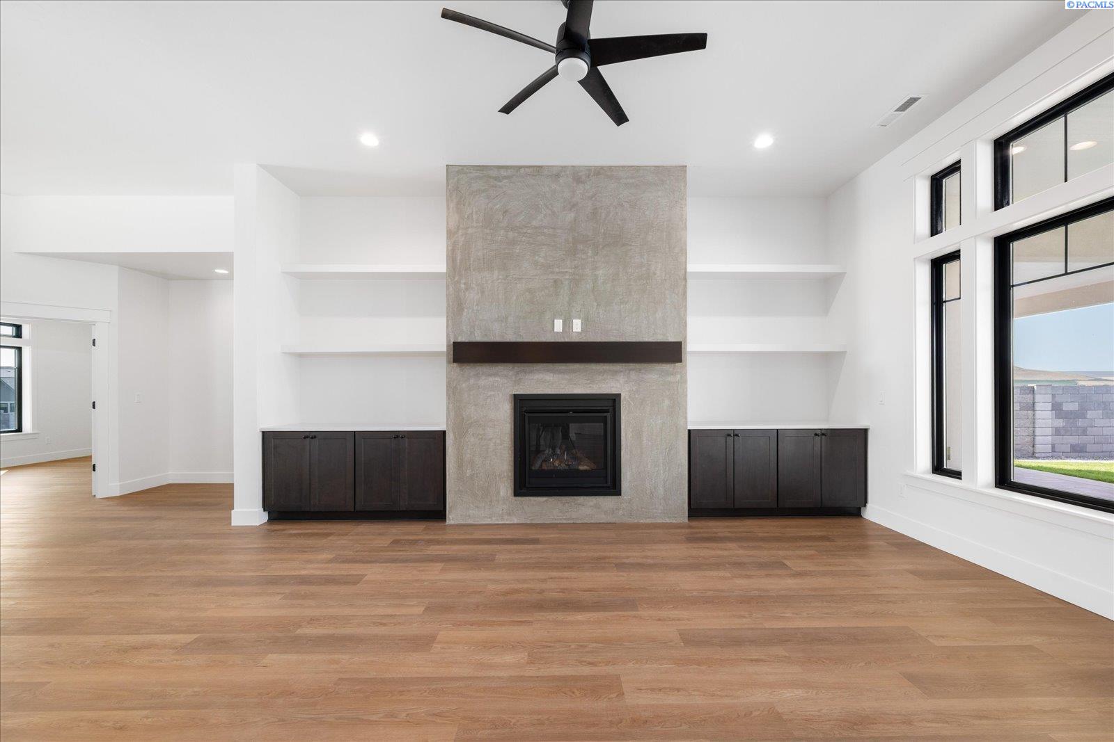 2377 Waterhill