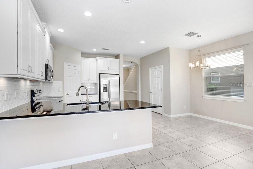 1408 SYRAH DR