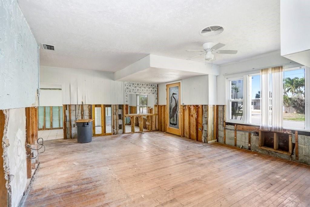 1145 BOCA CIEGA ISLE DR