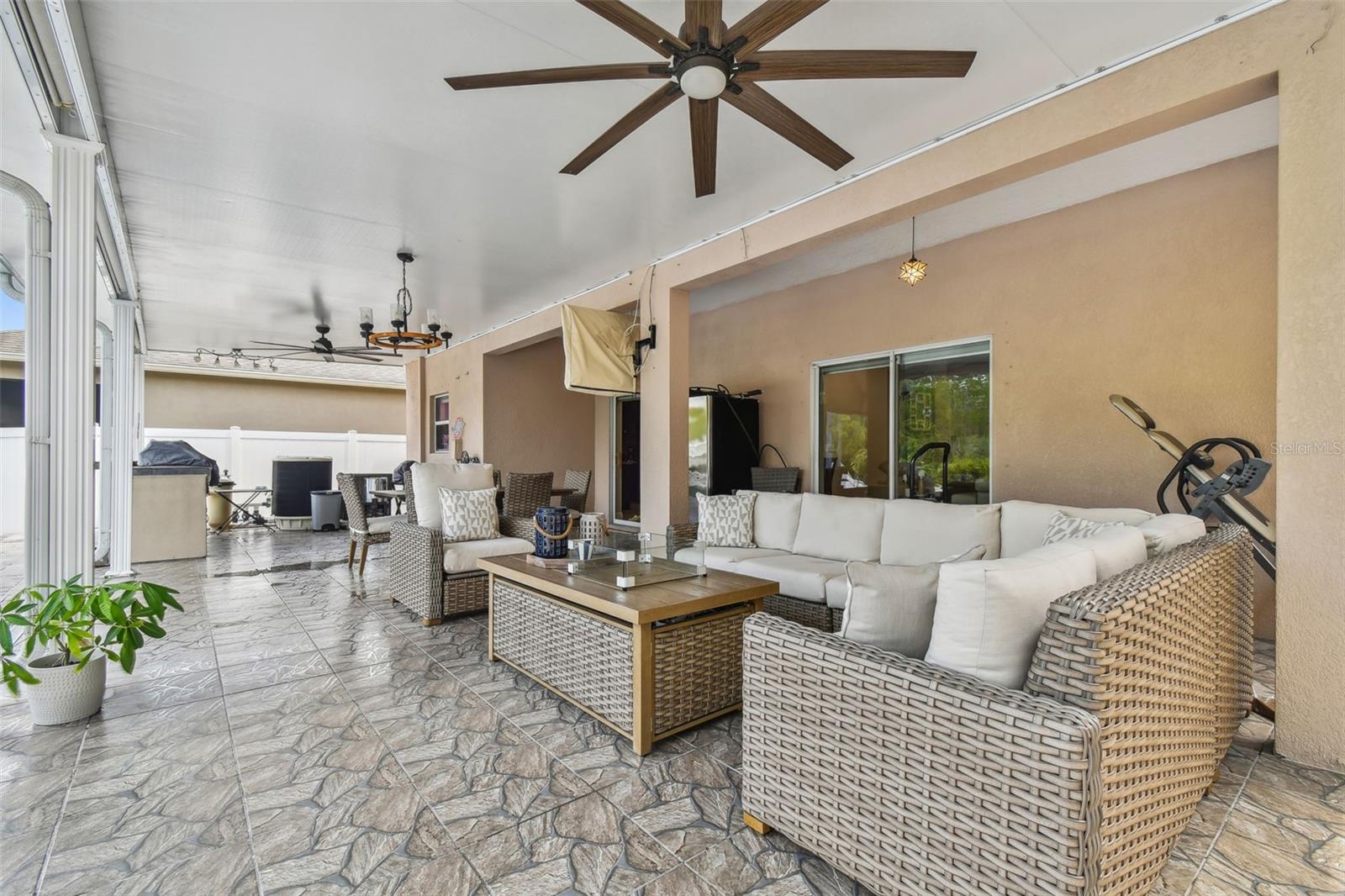 3795 MORGONS CASTLE CT