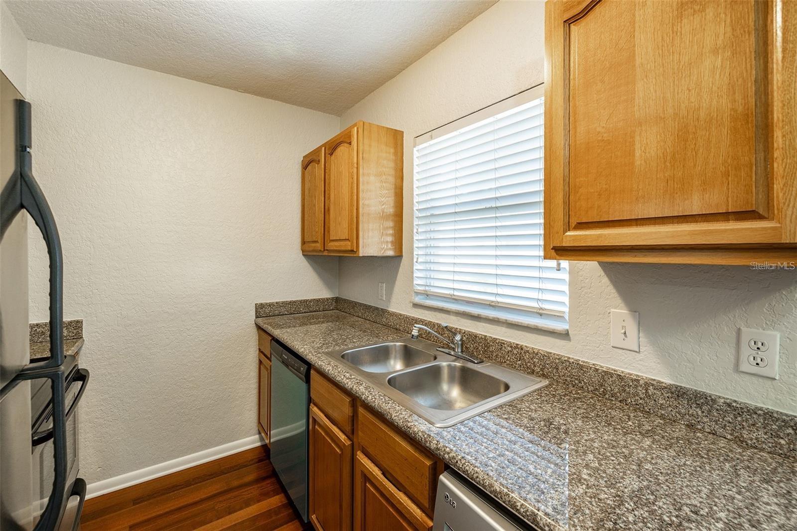 212 S CHURCH AVE #208