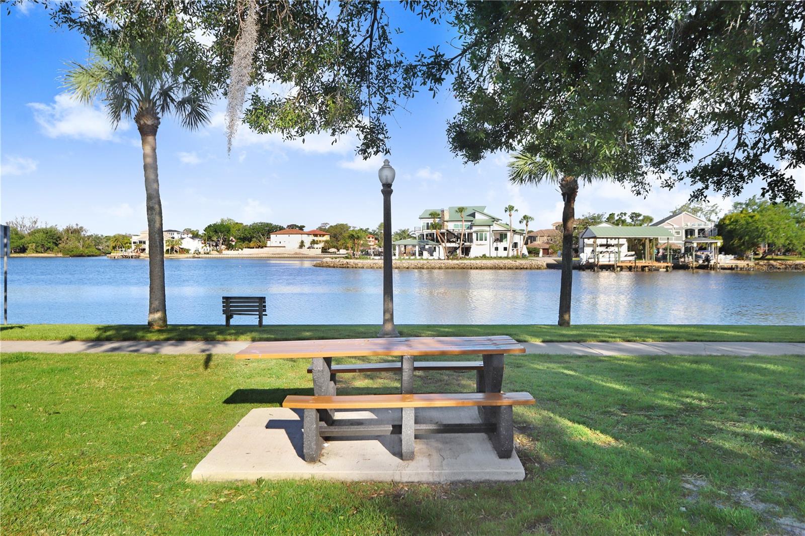 1134 STARFISH LN