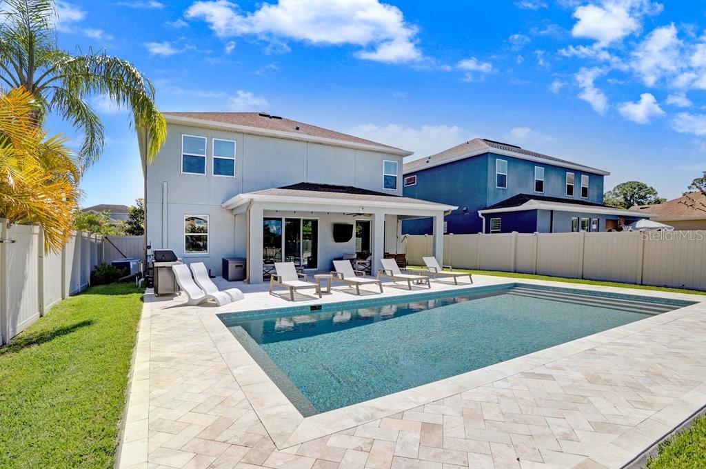 8012 RED ORCHARD CT