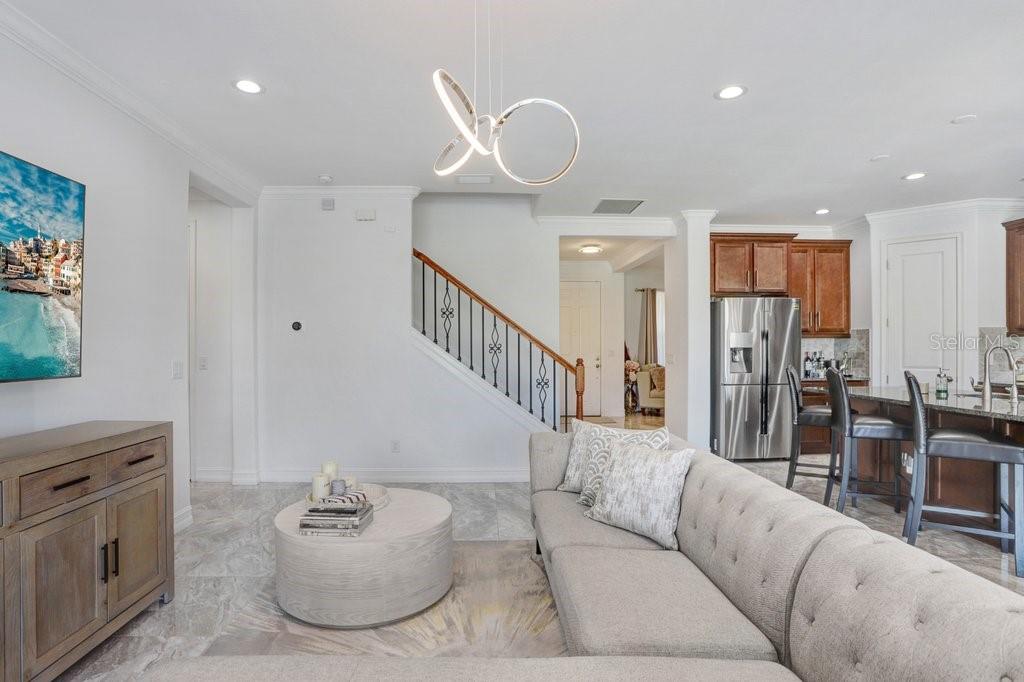 8012 RED ORCHARD CT