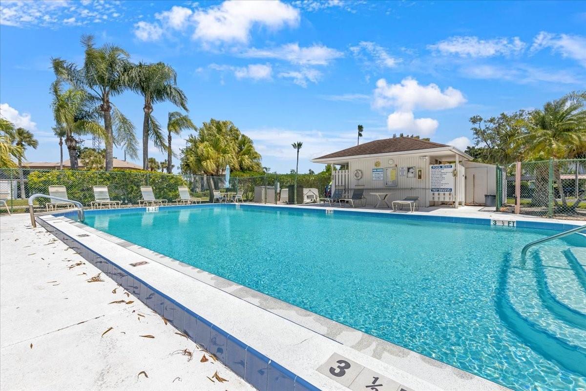 108 LAKEVIEW CT #108