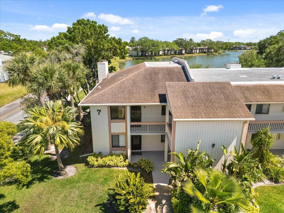 108 LAKEVIEW CT #108