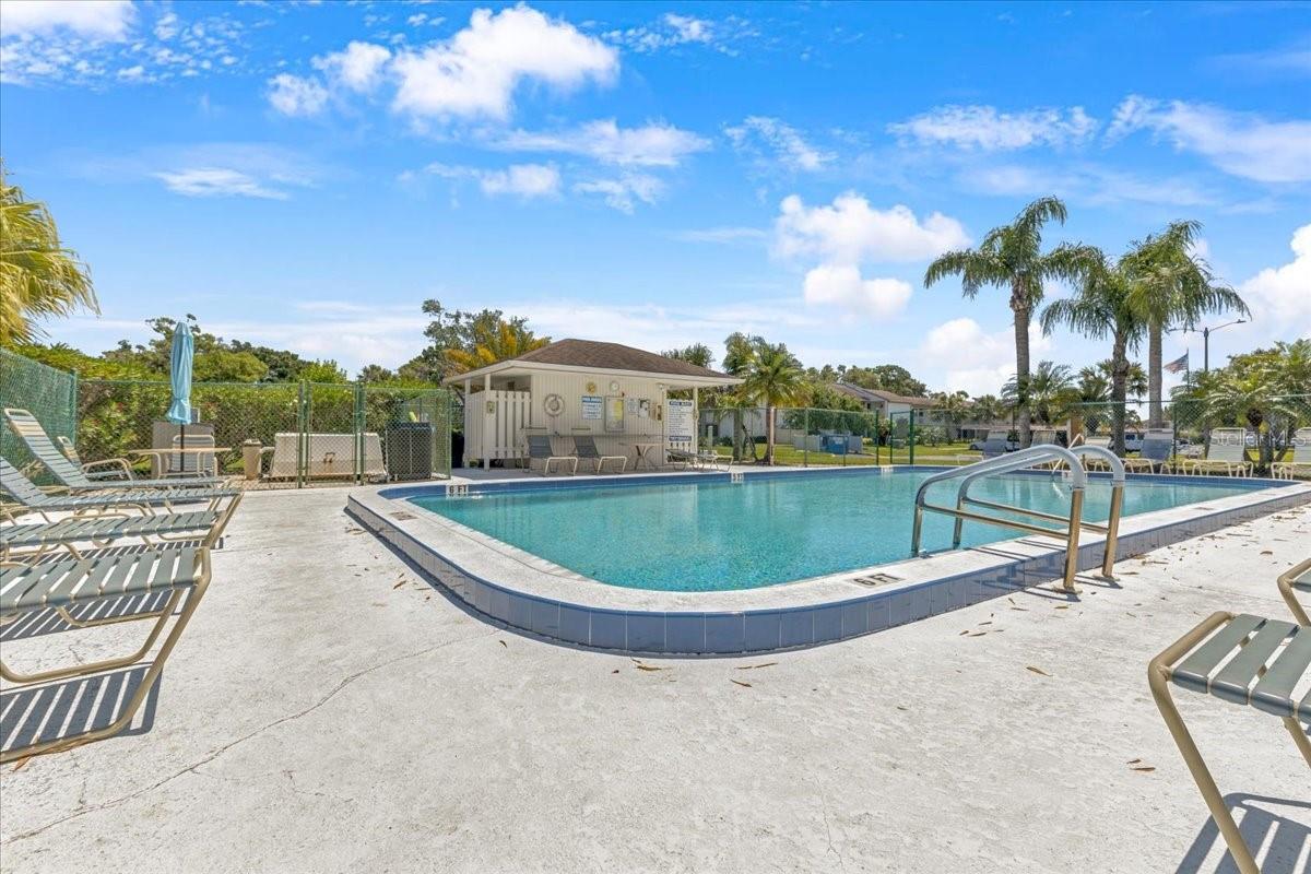 108 LAKEVIEW CT #108