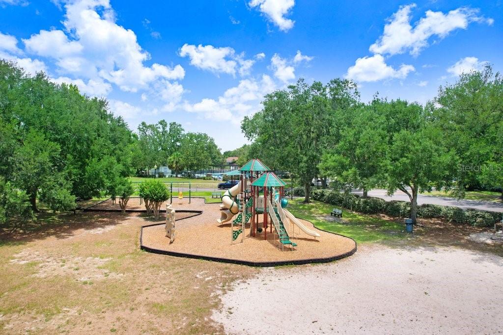 3519 OLD COURSE LN