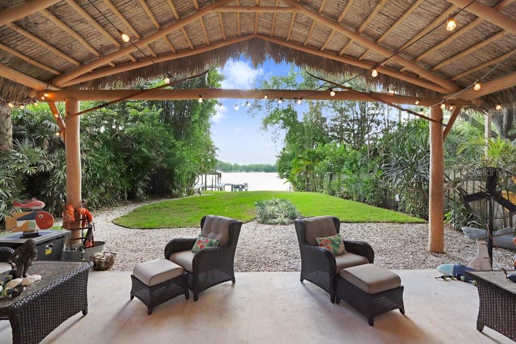 8903 DONNA LU DR
