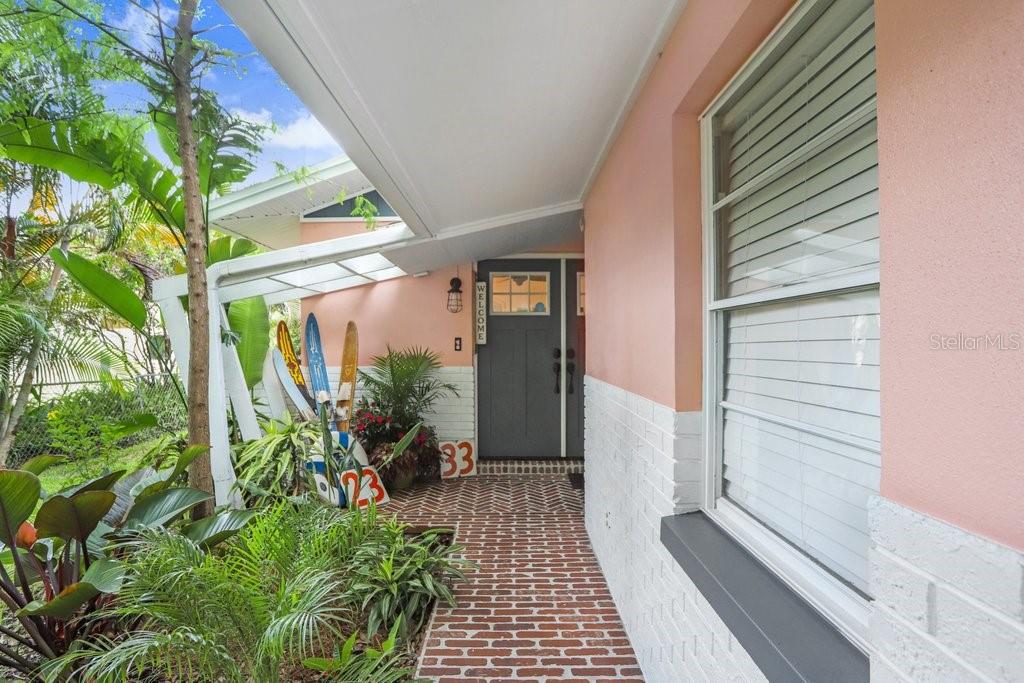 8903 DONNA LU DR