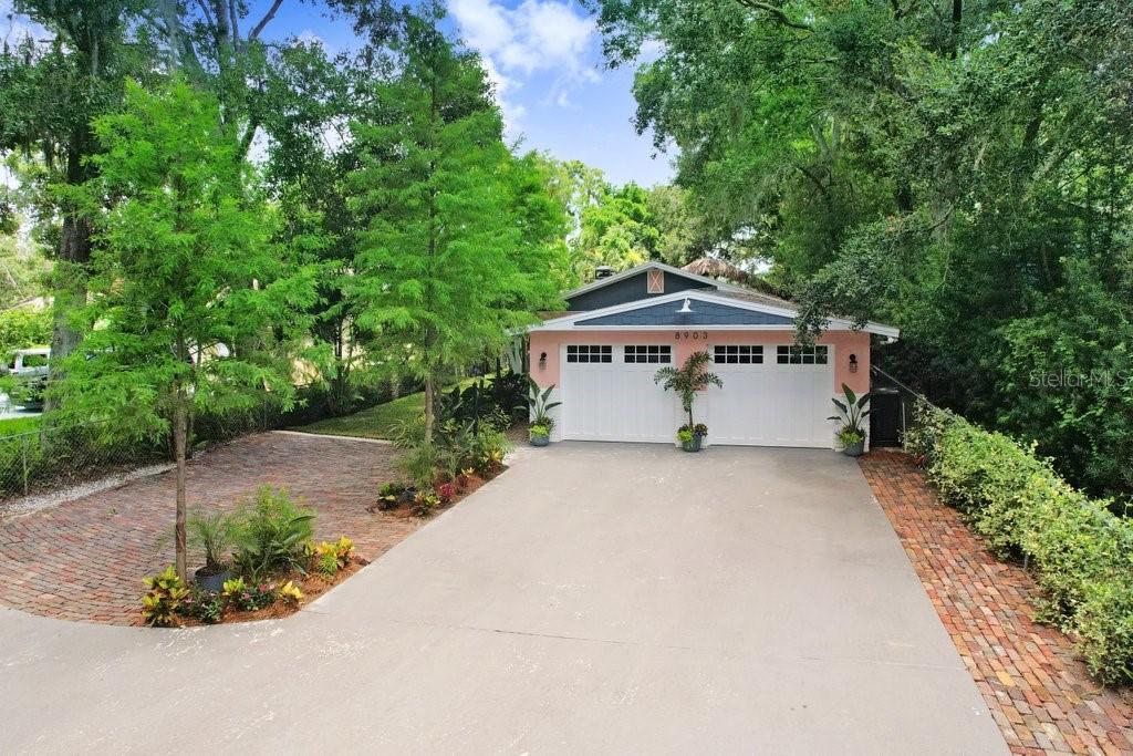 8903 DONNA LU DR
