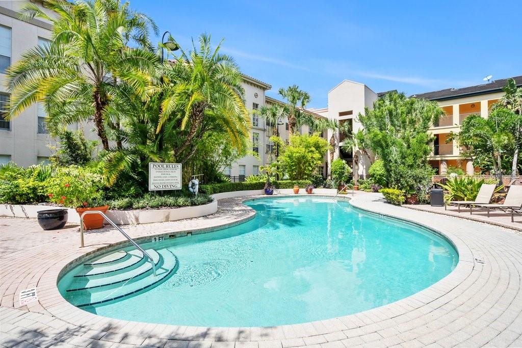 2440 W HORATIO ST #1012