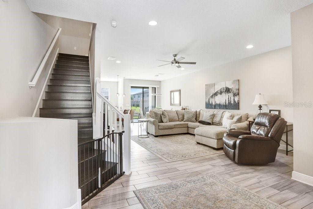 11521 CROWNED SPARROW LN