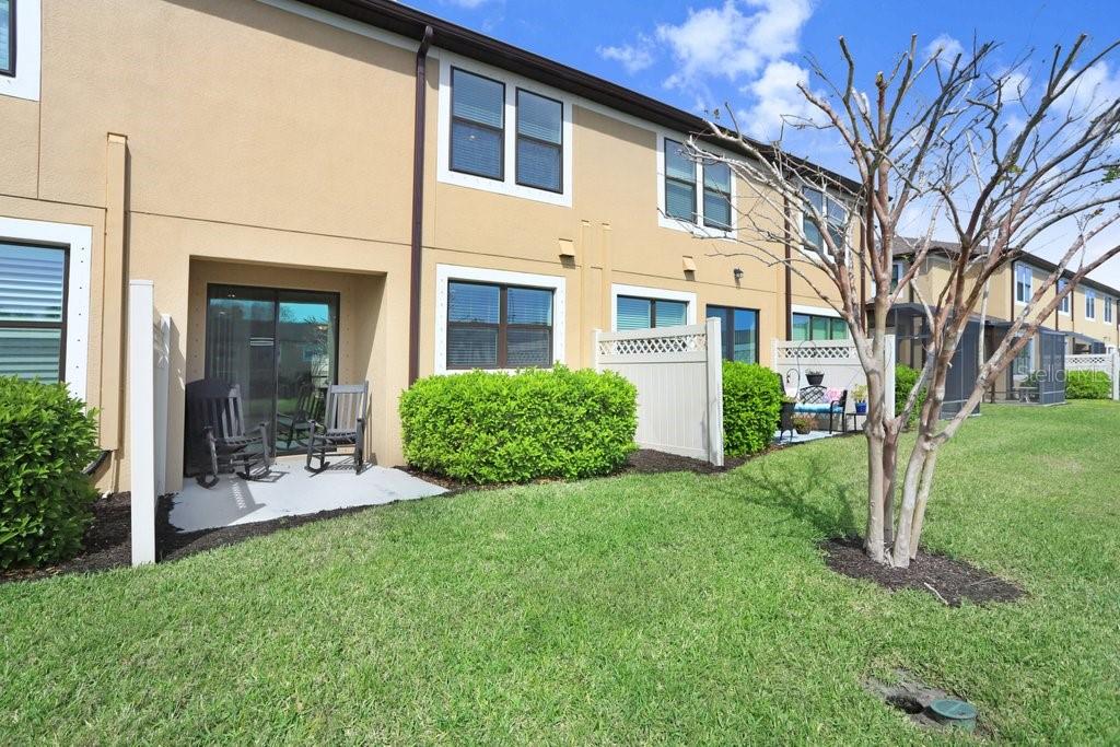 11521 CROWNED SPARROW LN