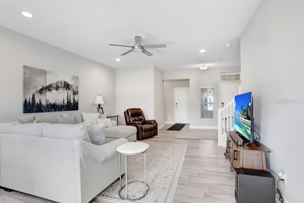 11521 CROWNED SPARROW LN