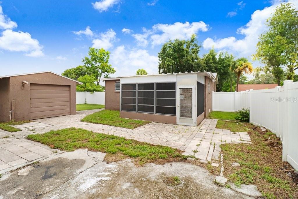 3008 W PALMETTO ST
