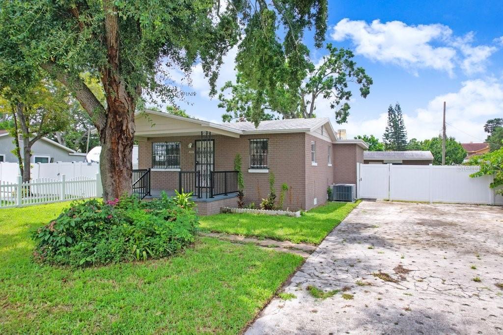 3008 W PALMETTO ST