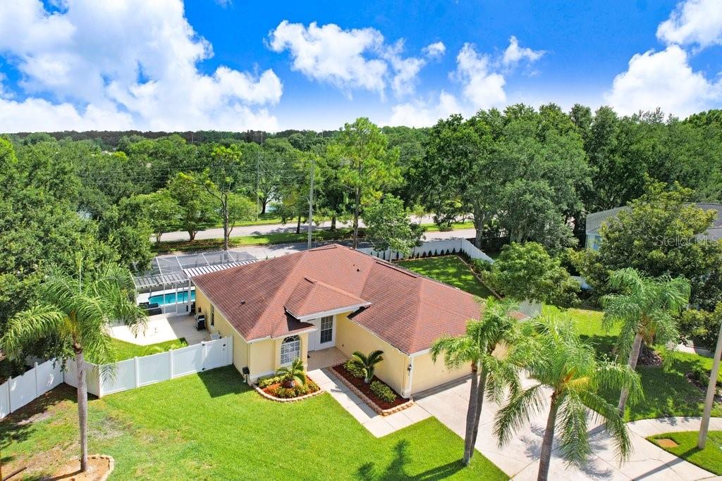 8708 EAGLE COVE CT