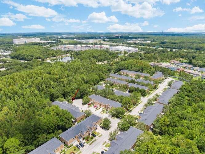 16316 WORCHESTER PALMS CT