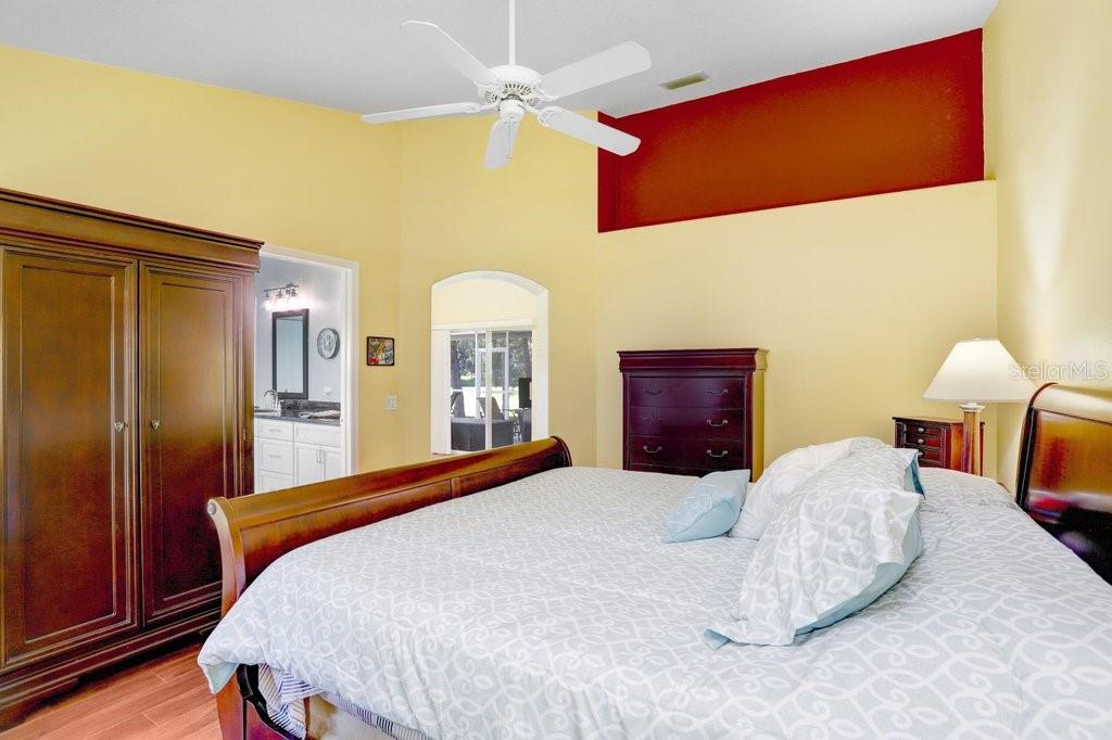 19301 SEACOVE DR