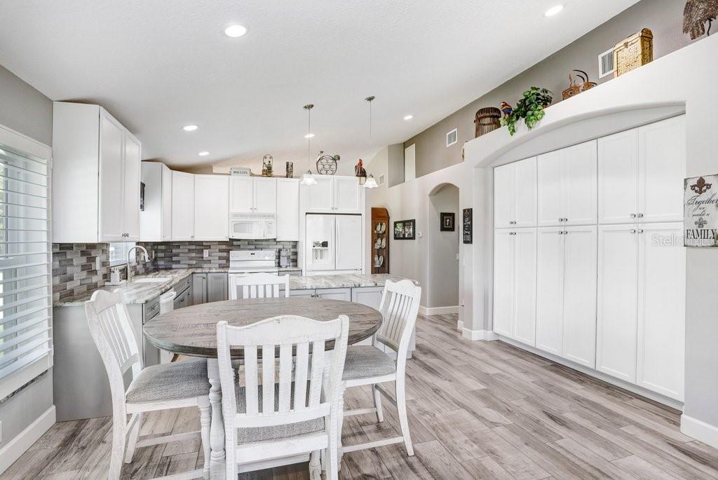 19301 SEACOVE DR