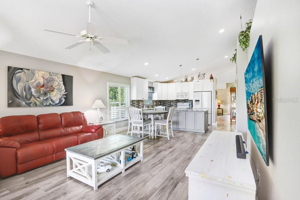 19301 SEACOVE DR