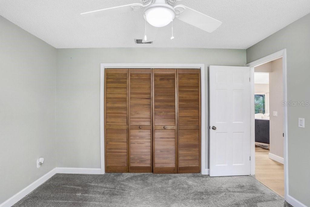 1040 SYLVIA LN