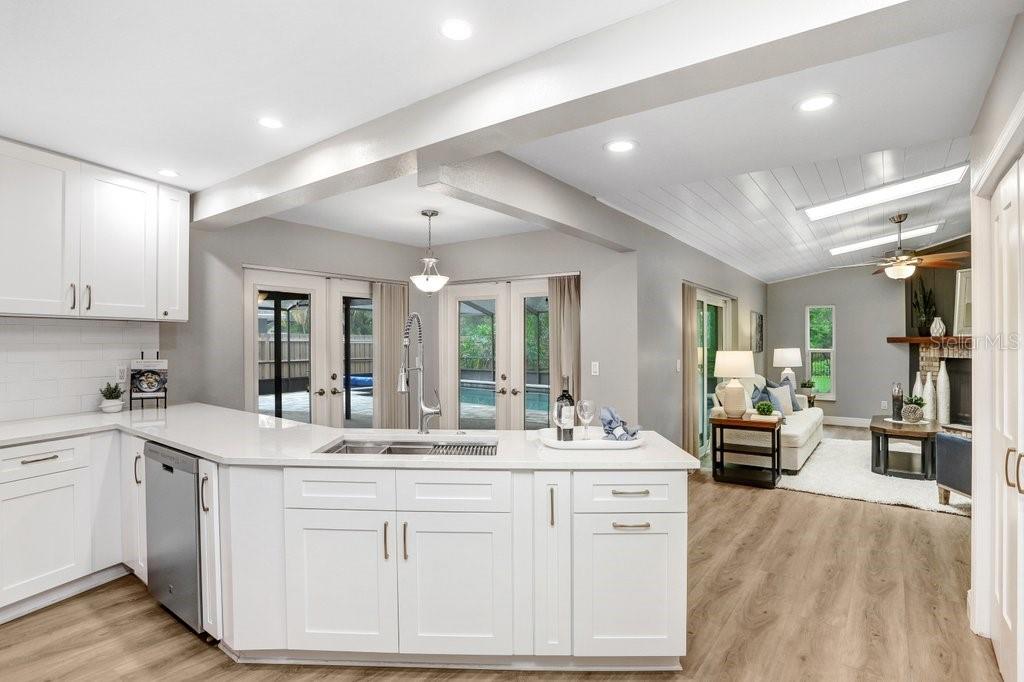 1040 SYLVIA LN