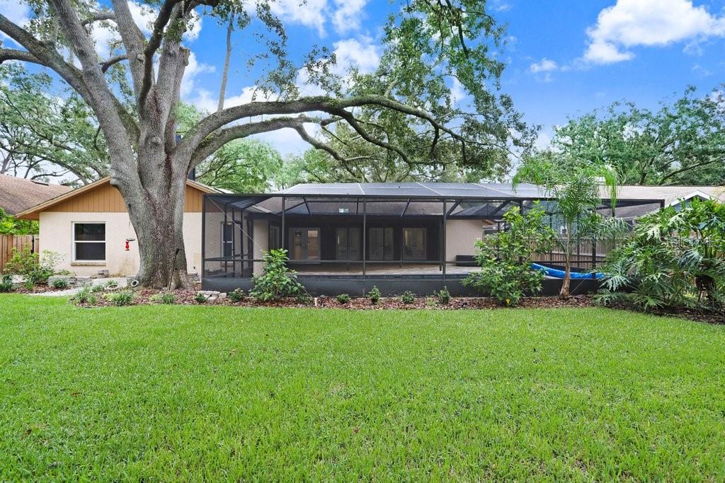 1040 SYLVIA LN