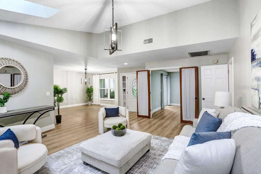 1040 SYLVIA LN