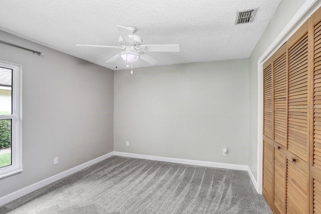 1040 SYLVIA LN